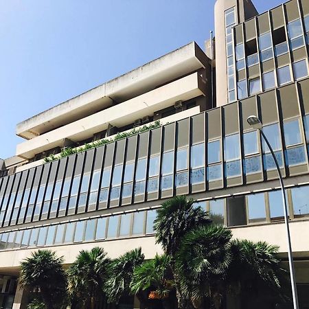 אוריסטאנו Four Rooms Guesthouse מראה חיצוני תמונה