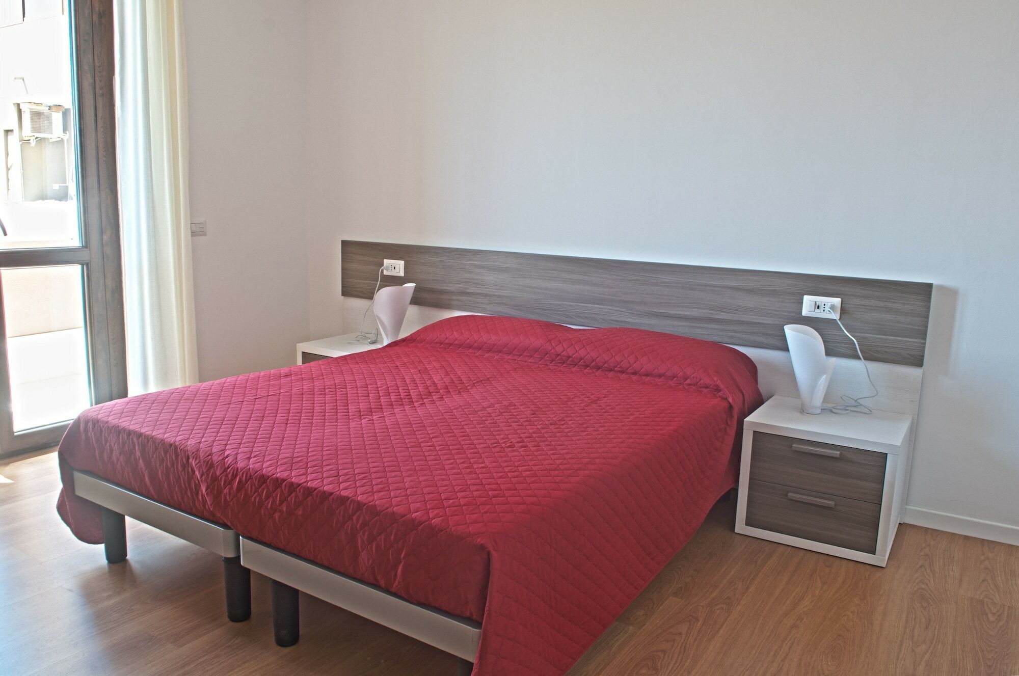 אוריסטאנו Four Rooms Guesthouse מראה חיצוני תמונה